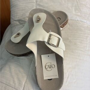 Cato Comfort Line Cream Buckle Platform Sandals
Sz 9. Man made material